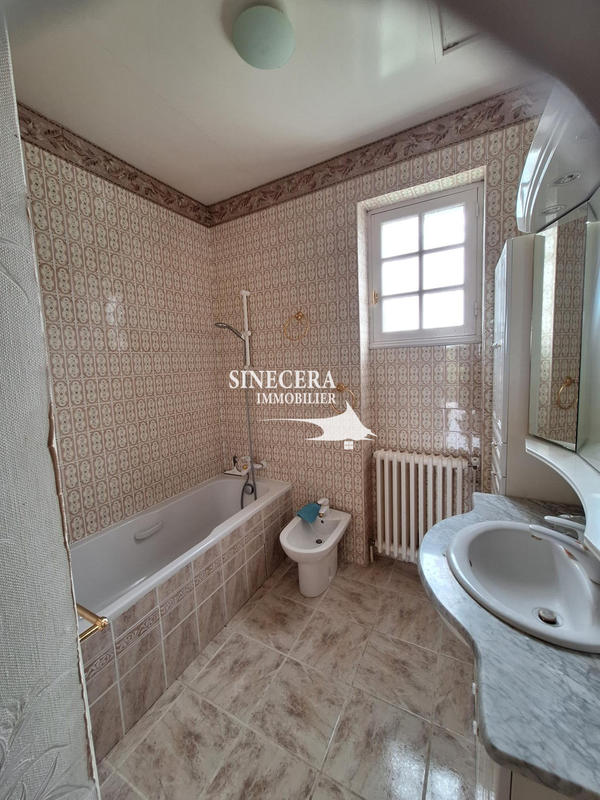 Maison - 170 m² - 5 pièces