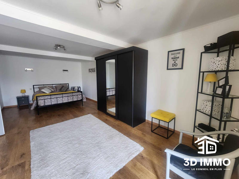 Maison - 400 m² - 7 pièces