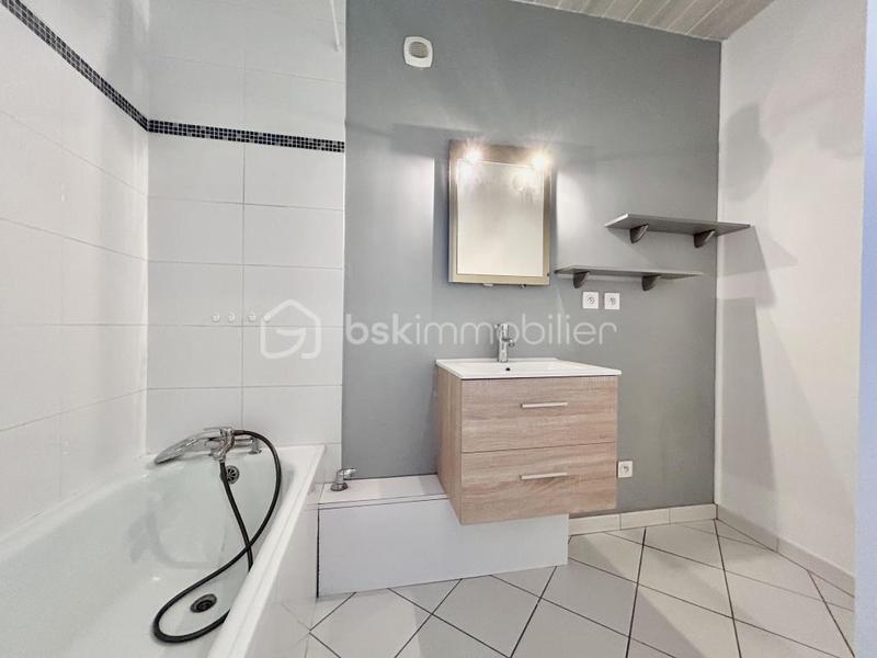 Appartement - 79 m² - 4 pièces