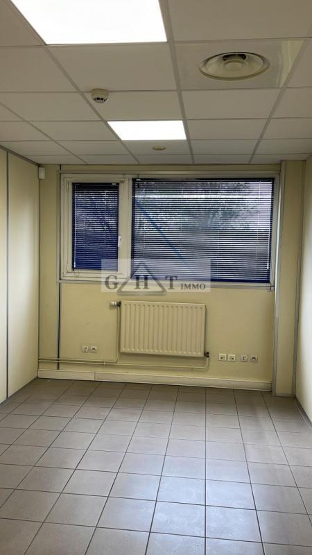 Entrepôt - 5 023 m²