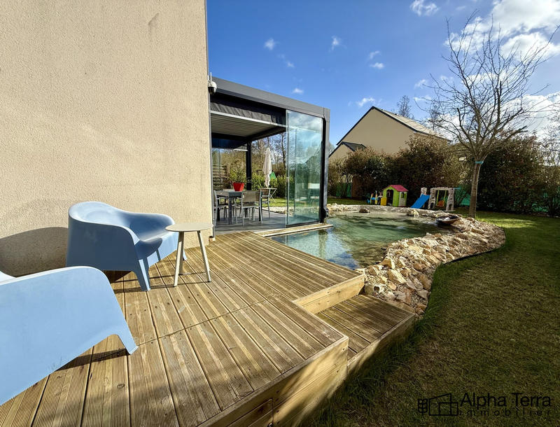 Maison - 90 m² - 4 pièces