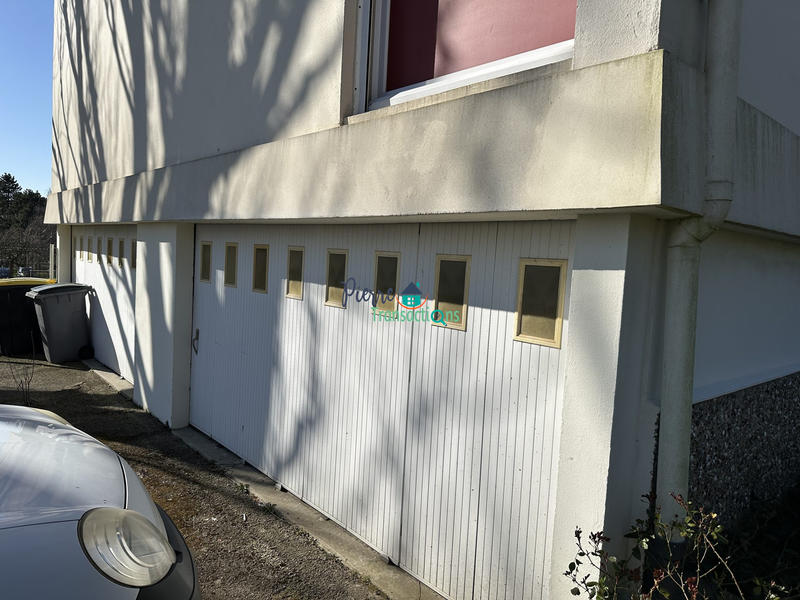 Parking / Garage - 32 m²