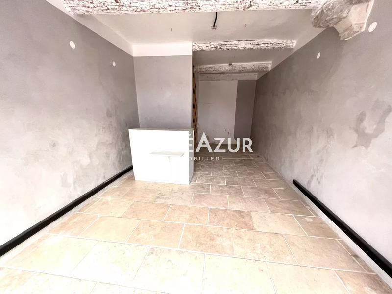 Fonds de commerce - 28 m²