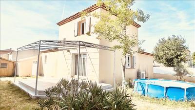 Maison - 94 m² - 4 pièces