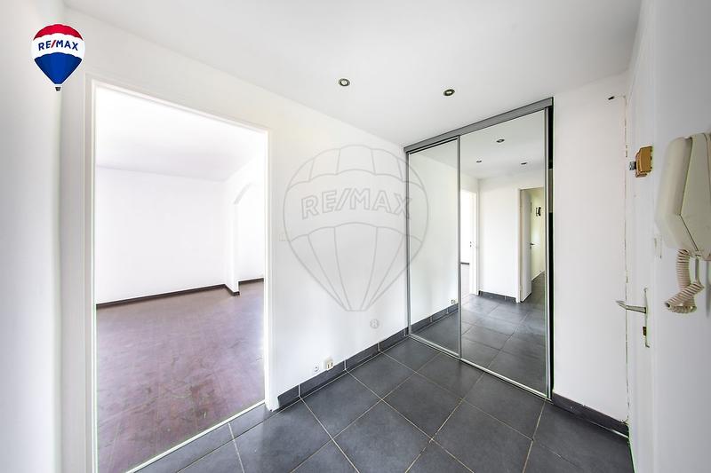 Appartement - 94 m² - 3 pièces