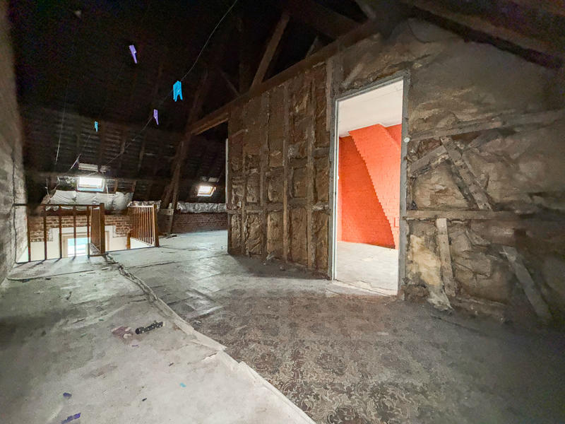 Maison - 85 m² - 5 pièces