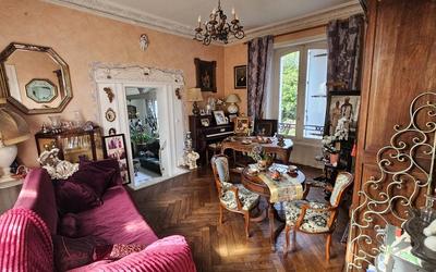 Maison de maîtres - 180 m² - 8 pièces