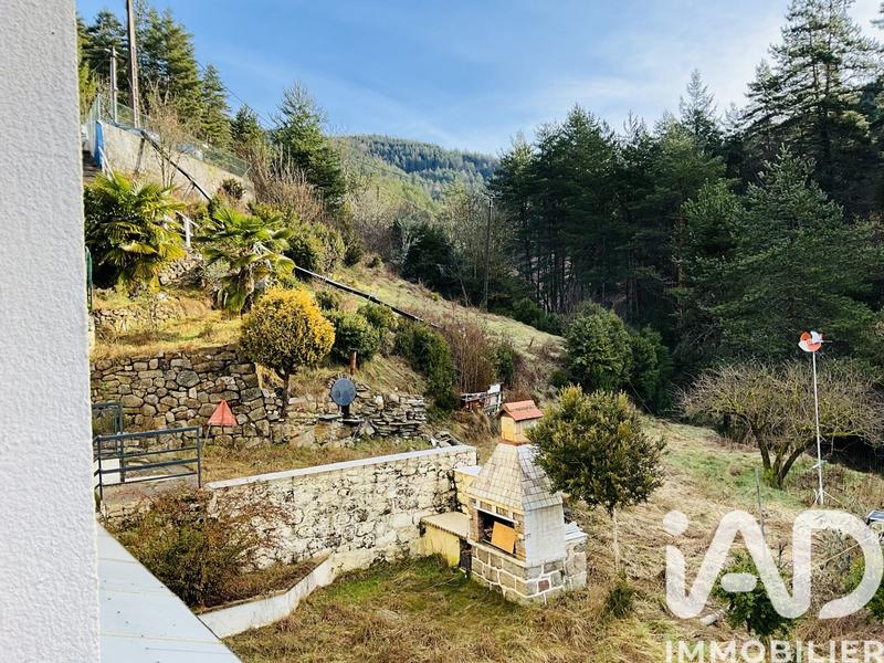 Maison - 107 m² - 5 pièces