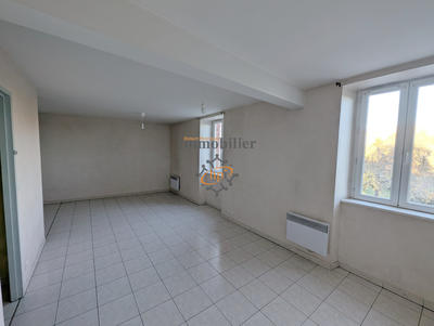 Appartement - 90 m² - 4 pièces