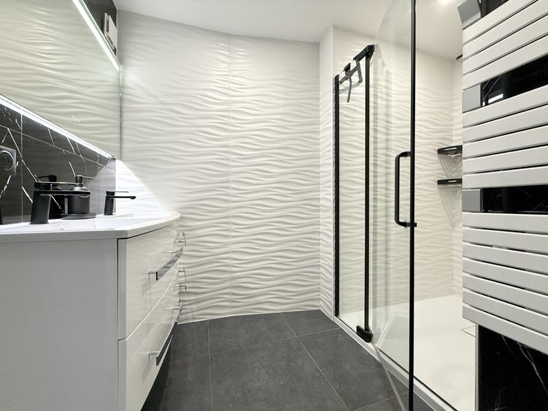 Appartement - 90 m² - 4 pièces