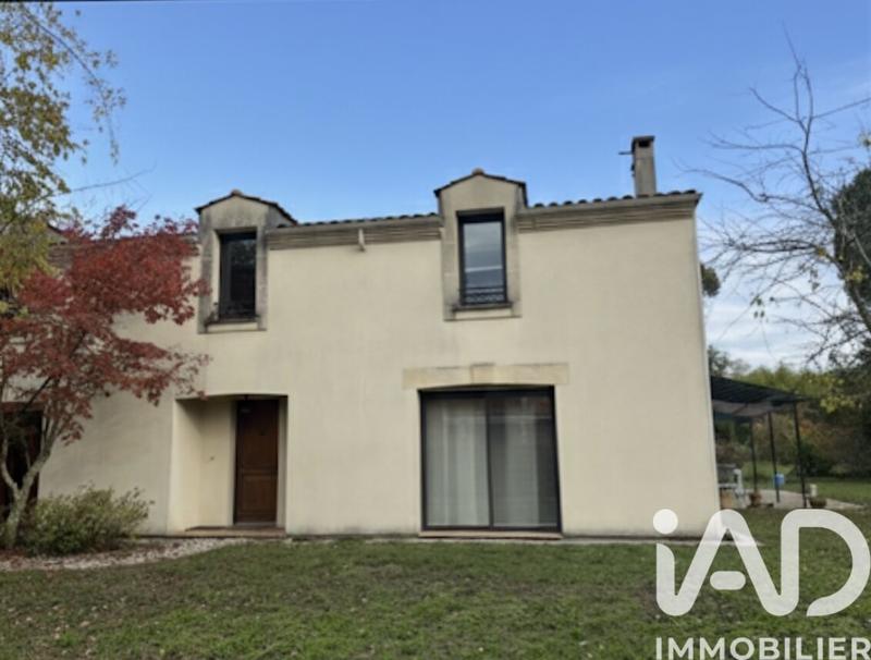 Maison - 185 m² - 8 pièces