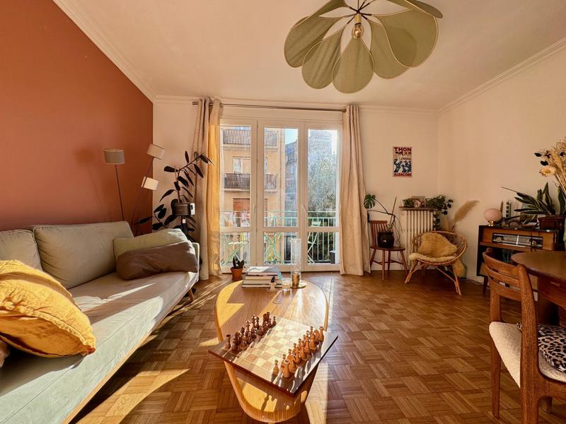 Appartement - 65 m² - 3 pièces