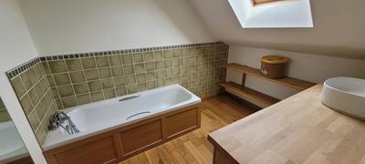 Maison - 102 m² - 7 pièces