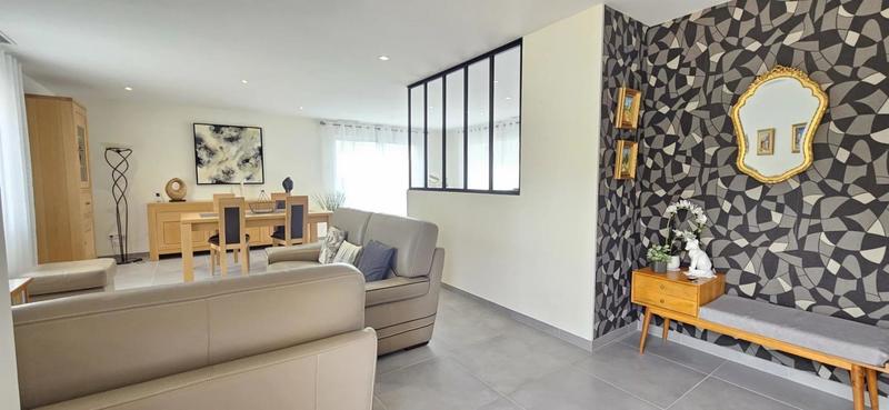 Maison - 121 m² - 5 pièces