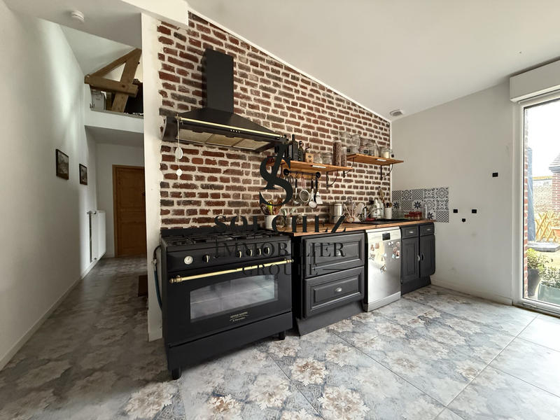 Maison - 276 m² - 5 pièces