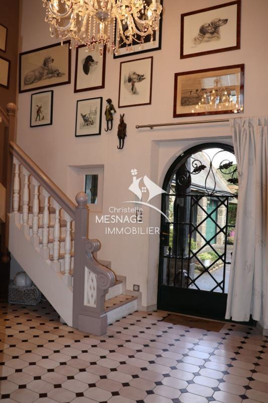 Maison en pierre - 211 m² - 8 pièces