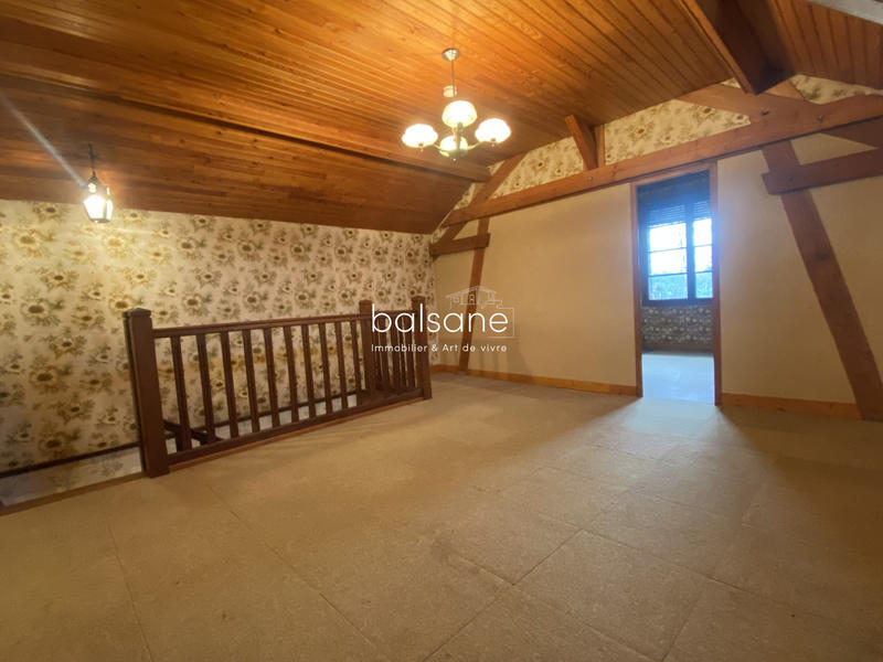 Maison ancienne - 140 m² - 5 pièces