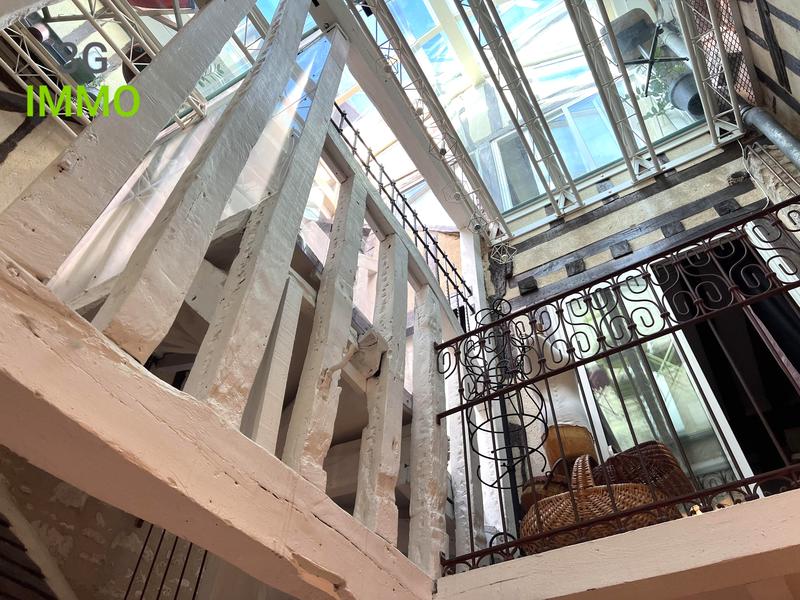 Maison en pierre - 123 m² - 6 pièces