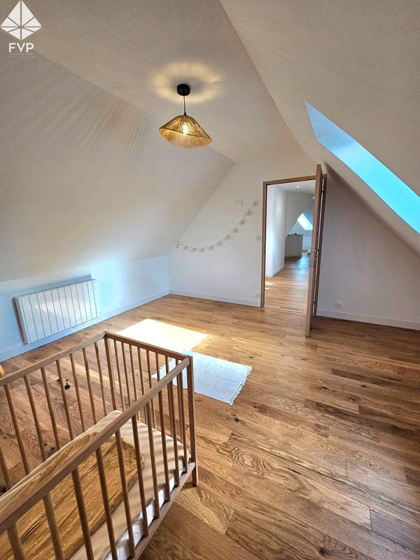 Maison - 160 m² - 7 pièces