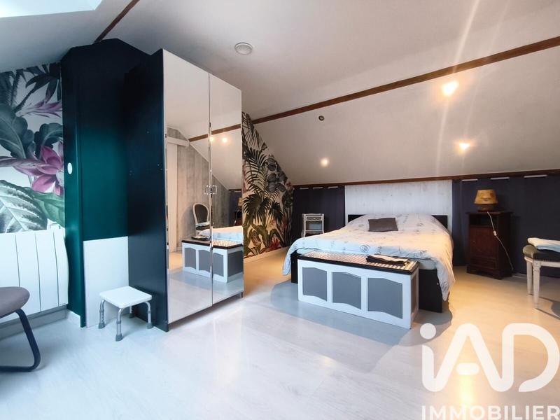 Maison - 140 m² - 6 pièces