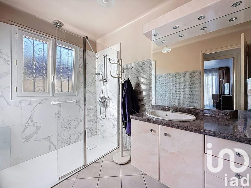 Maison - 103 m² - 6 pièces