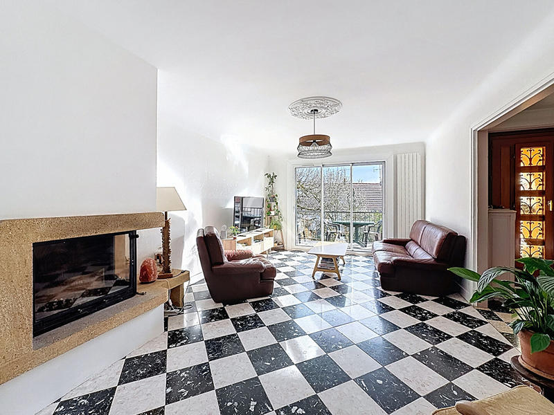 Maison - 135 m² - 7 pièces