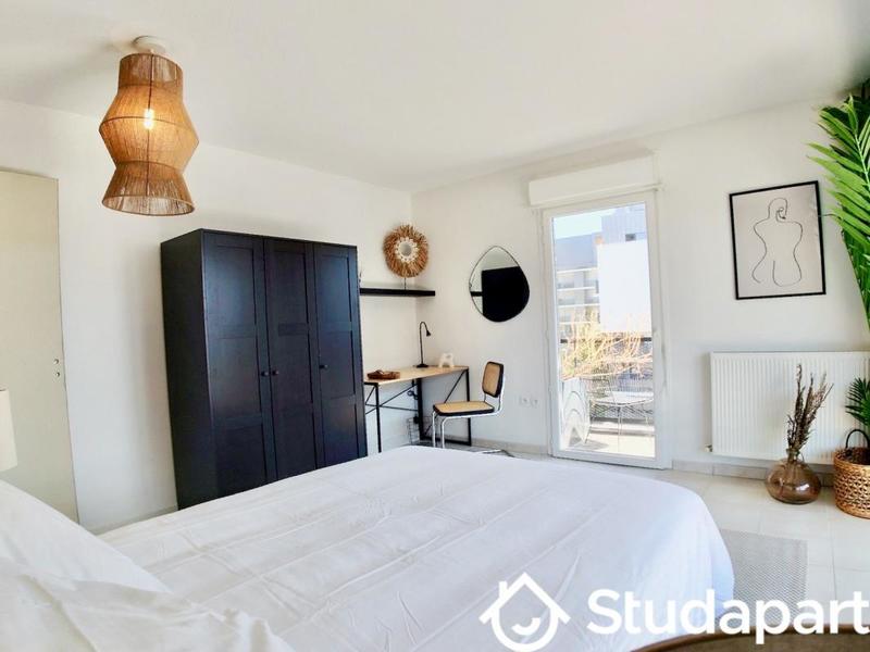 Chambre - 12 m² - 1 pièce