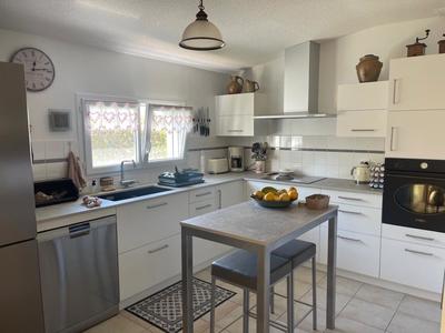 Maison - 99 m² - 3 pièces