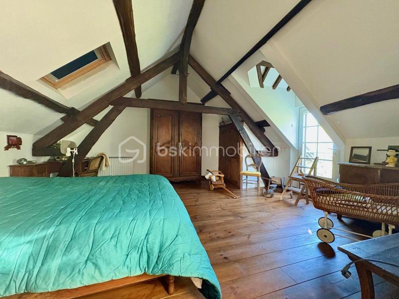 Corps de ferme - 300 m² - 7 pièces