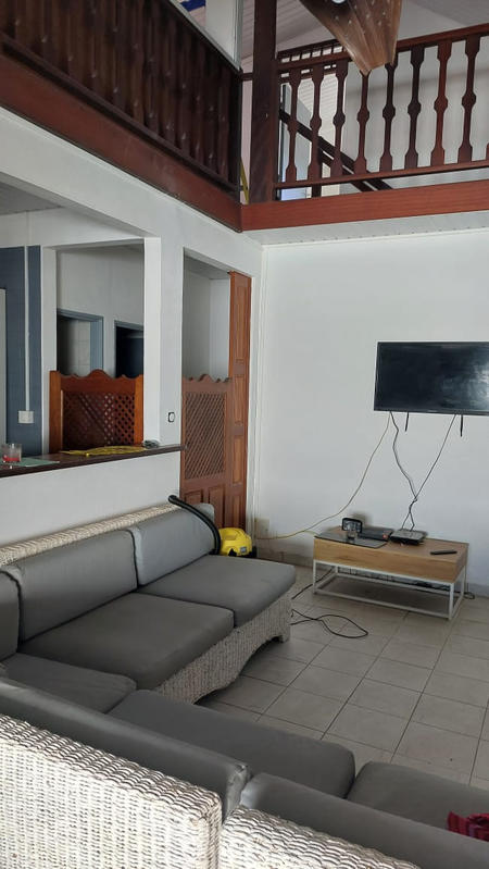 Maison - 15 m² - 5 pièces