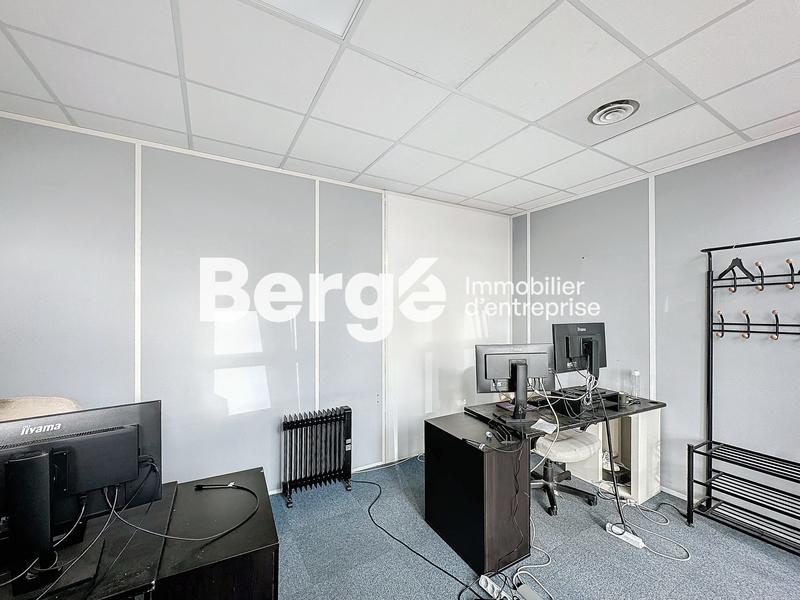 Bureau - 485 m²