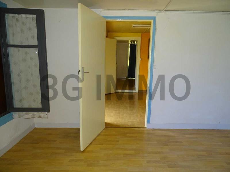 Maison - 170 m² - 9 pièces