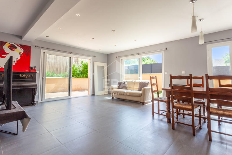 Maison - 135 m² - 6 pièces