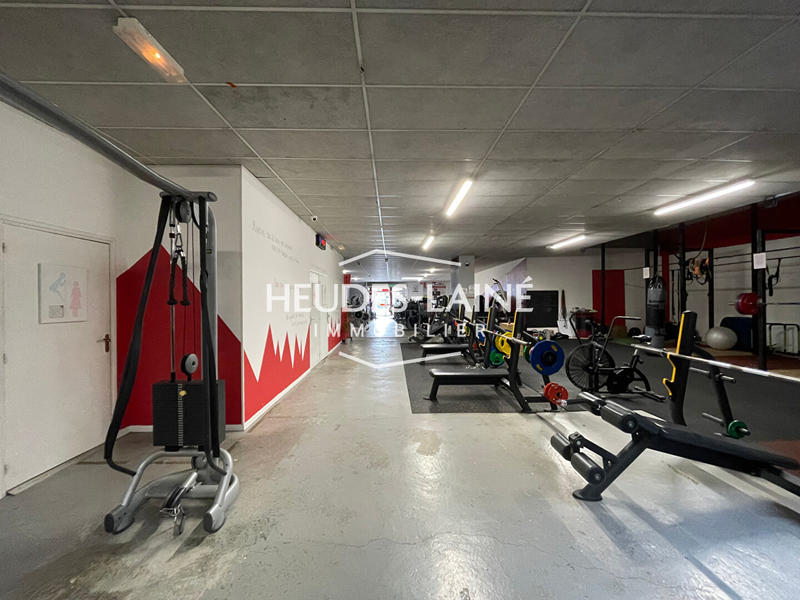 Local commercial - 439 m²