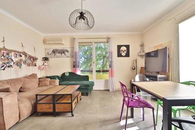 Appartement - 97 m² - 5 pièces