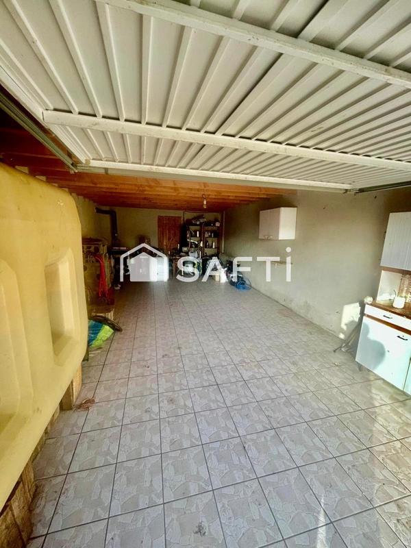 Maison - 375 m² - 22 pièces