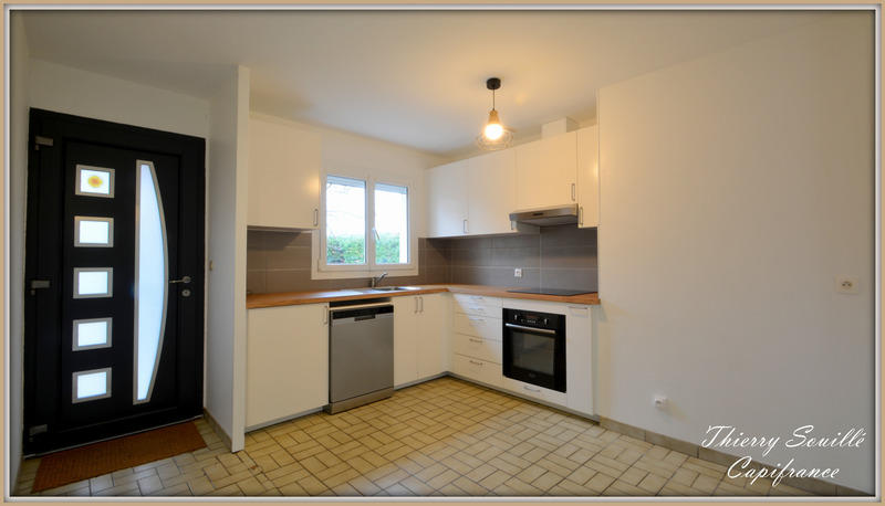 Maison - 92 m² - 6 pièces