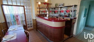 Local commercial - 584 m²