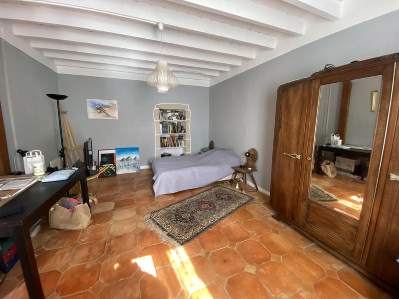 Maison - 241 m² - 6 pièces