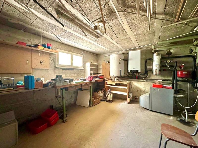 Maison - 213 m² - 7 pièces