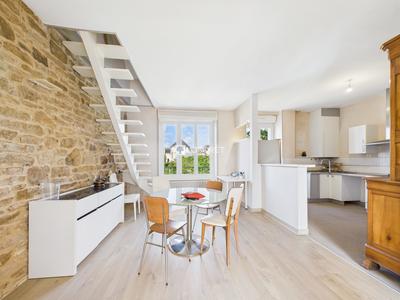 Duplex - 134 m² - 6 pièces