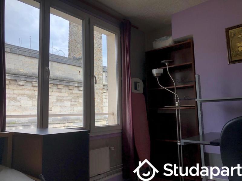 Chambre - 11 m² - 1 pièce