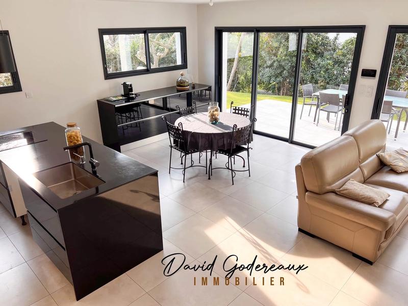 Villa - 103 m² - 5 pièces