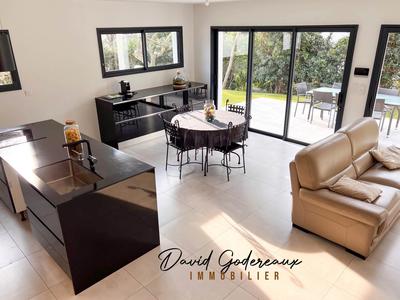 Villa - 103 m² - 5 pièces