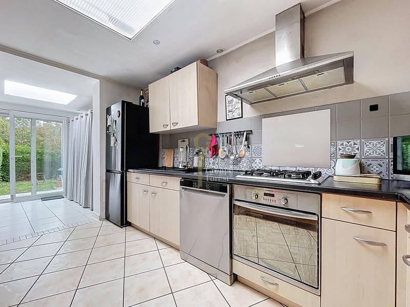 Maison - 111 m² - 4 pièces