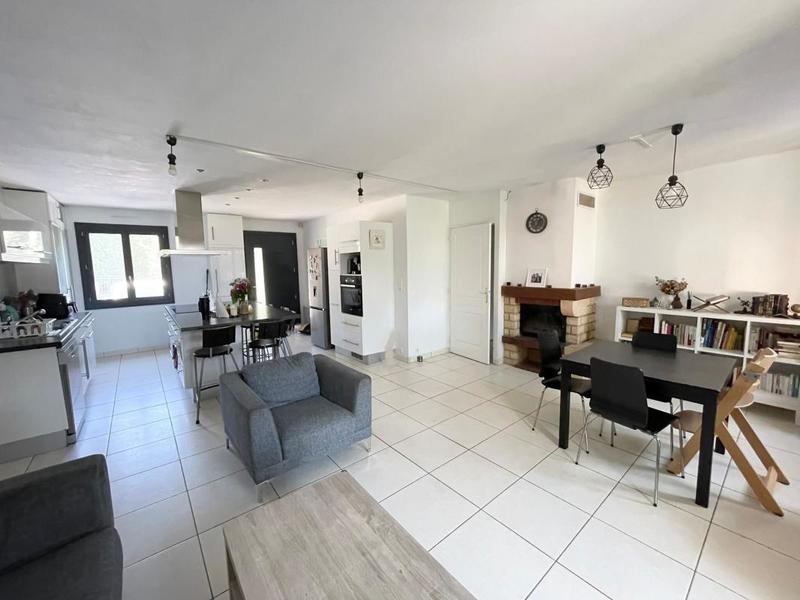 Villa - 94 m² - 4 pièces