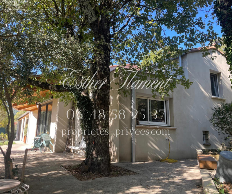 Maison - 140 m² - 5 pièces