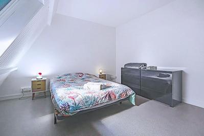 Villa - 220 m² - 10 pièces