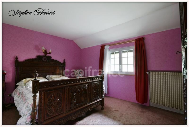 Maison - 266 m² - 11 pièces