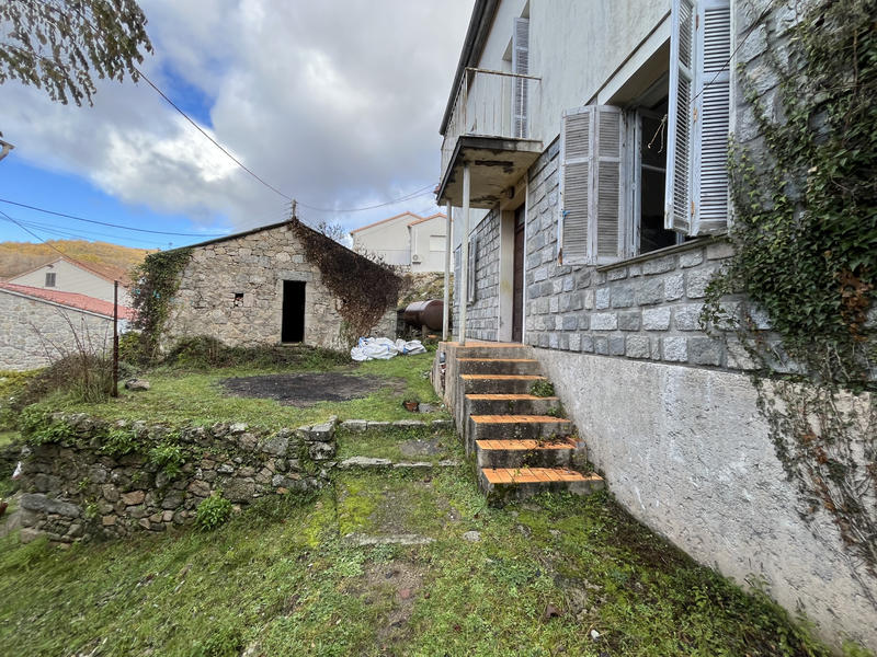 Maison - 153 m² - 6 pièces